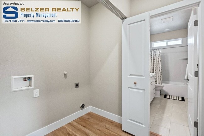 Building Photo - Beautiful newly-constructed 3 bd. home at ...
