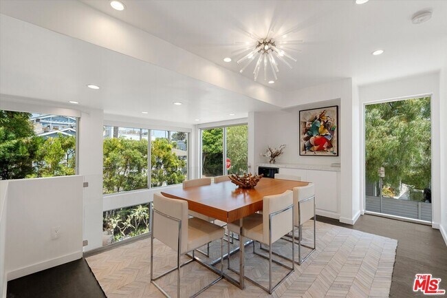 Building Photo - 483 Carroll Canal Ct