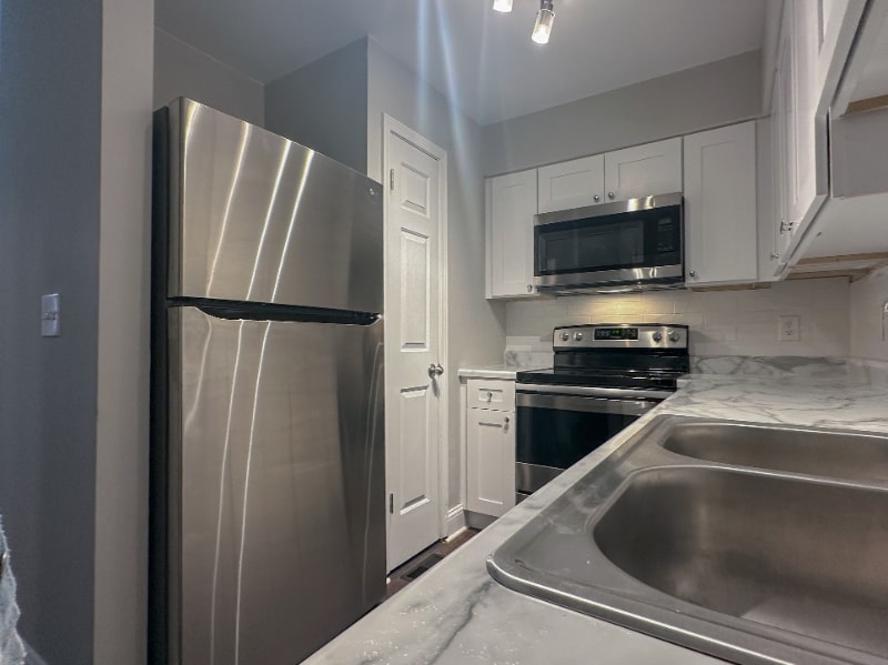 Building Photo - 5157 Waterman Blvd