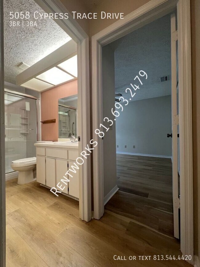 Building Photo - 5058 Cypress Trace Dr