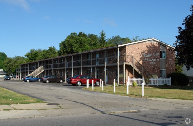 4703 Lewis Avenue - Valley Oak Apartments