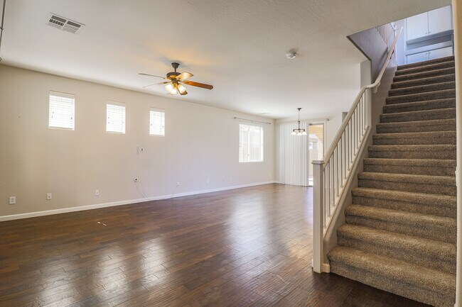 Building Photo - 15304 W Wethersfield Rd