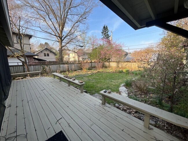 Building Photo - 710 S Fess Ave