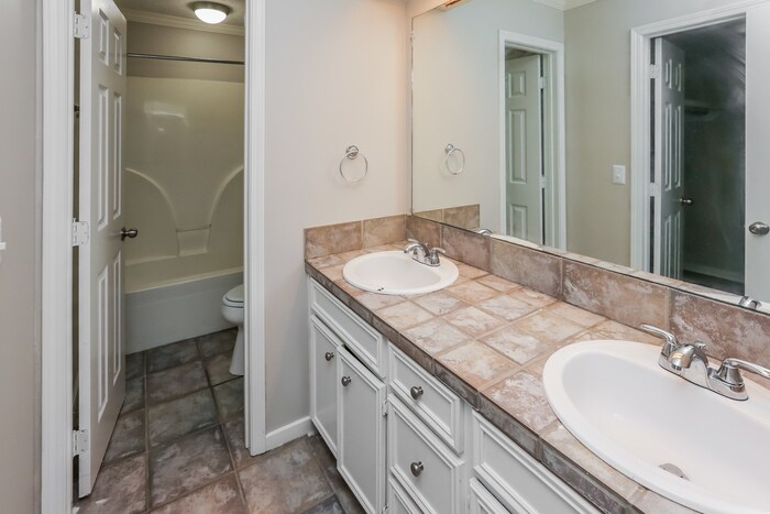 Building Photo - 506 Stockton Cove