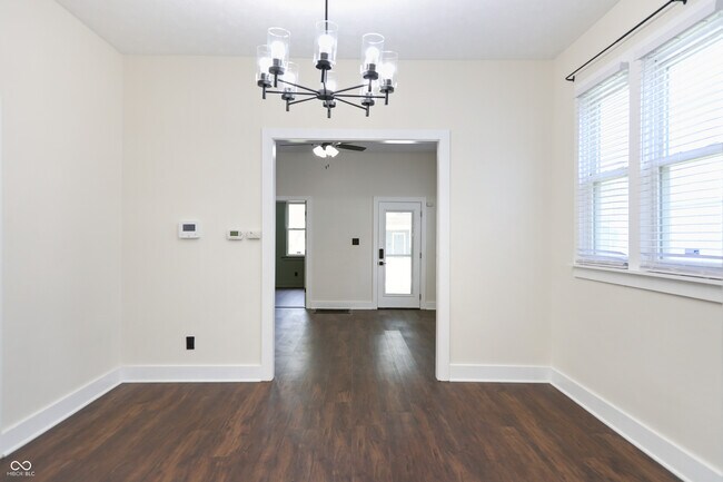 Building Photo - 1309 Lexington Ave