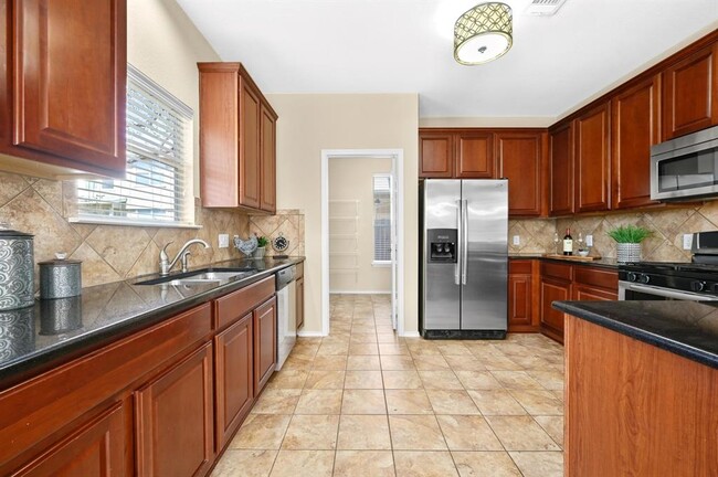 Building Photo - 8636 Harrier Dr