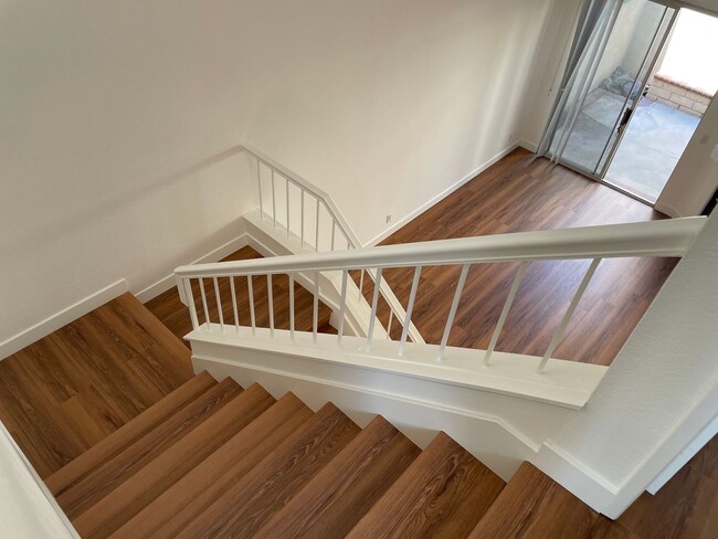 Building Photo - Dual Master Two Bedroom Townhome in Westpa...