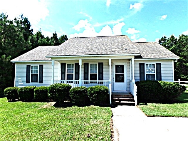 Building Photo - 193 Clear Water Dr