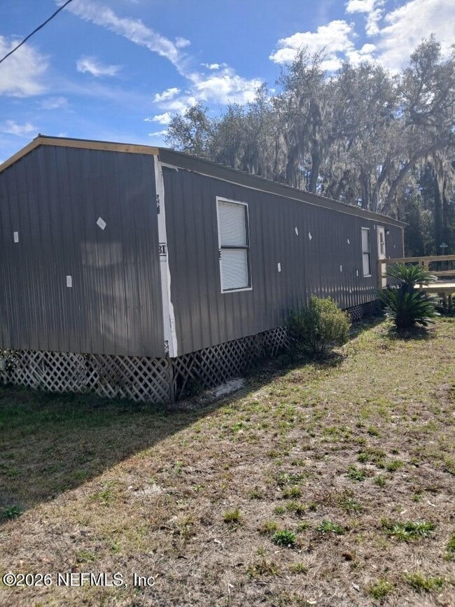 Building Photo - 104 Ash St