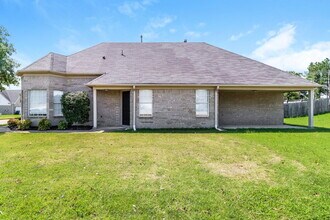 Building Photo - 7896 Allen Ridge Ln