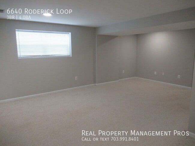 Building Photo - 6640 Roderick Loop