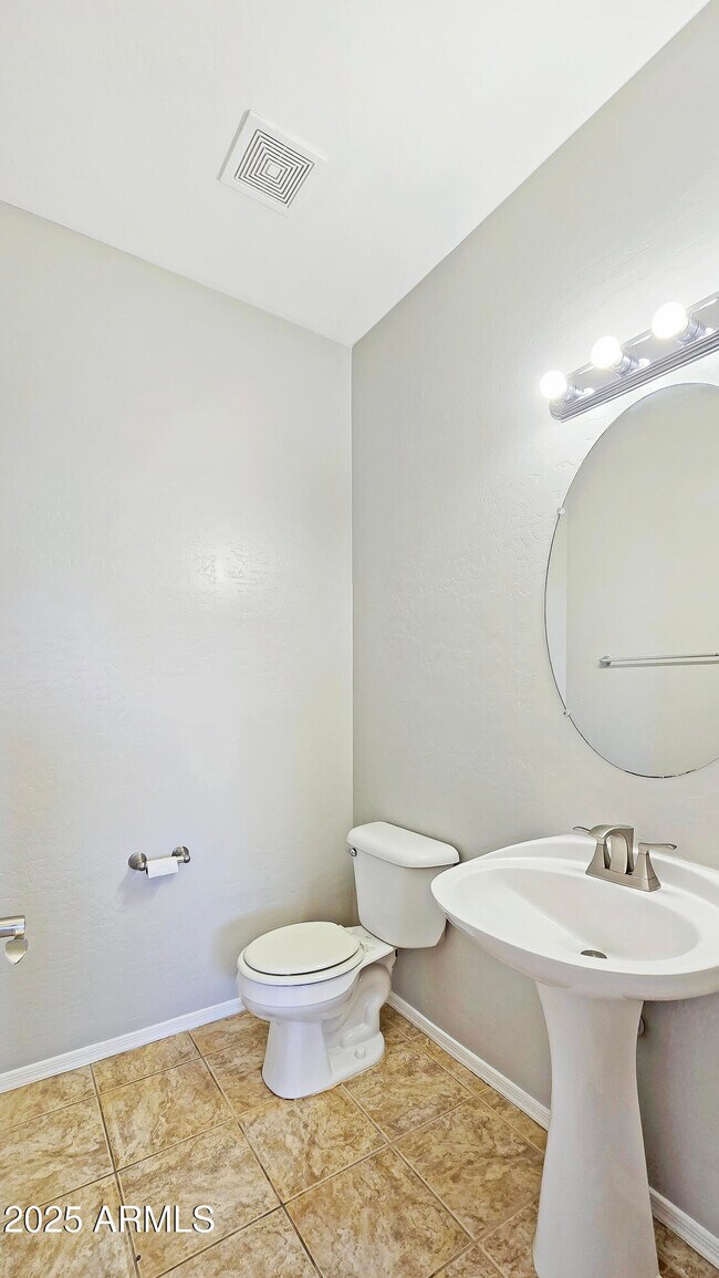 Building Photo - 16233 W Miami St