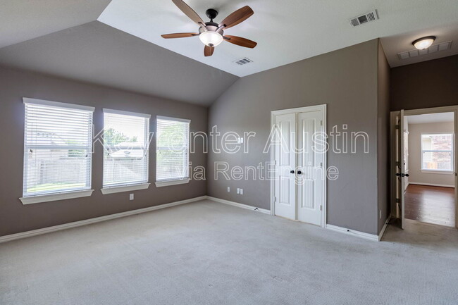 Building Photo - 188 Orchard Hill Trail