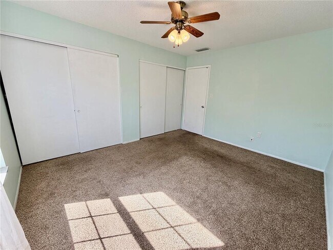 Building Photo - 1140 83rd Ave N