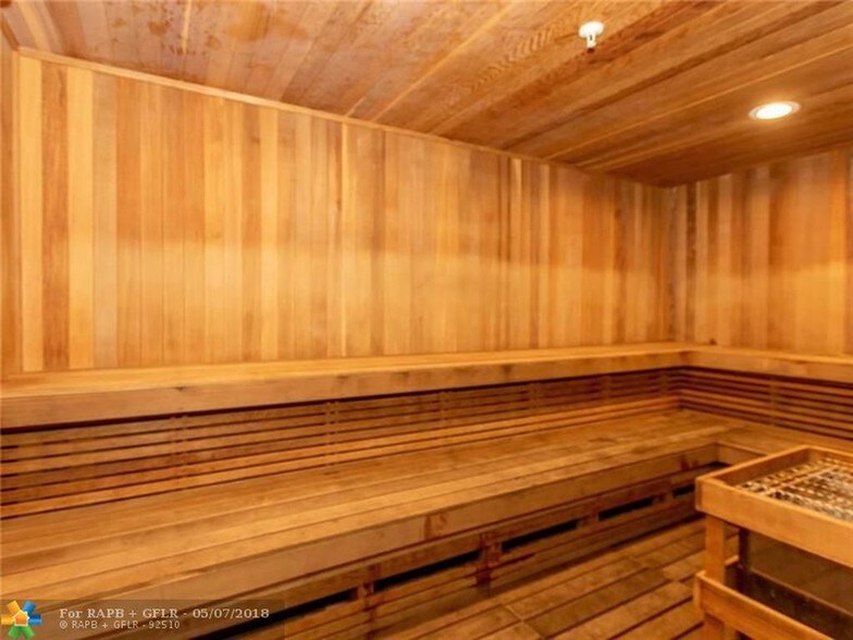 Building Photo - 3000 S Ocean Dr