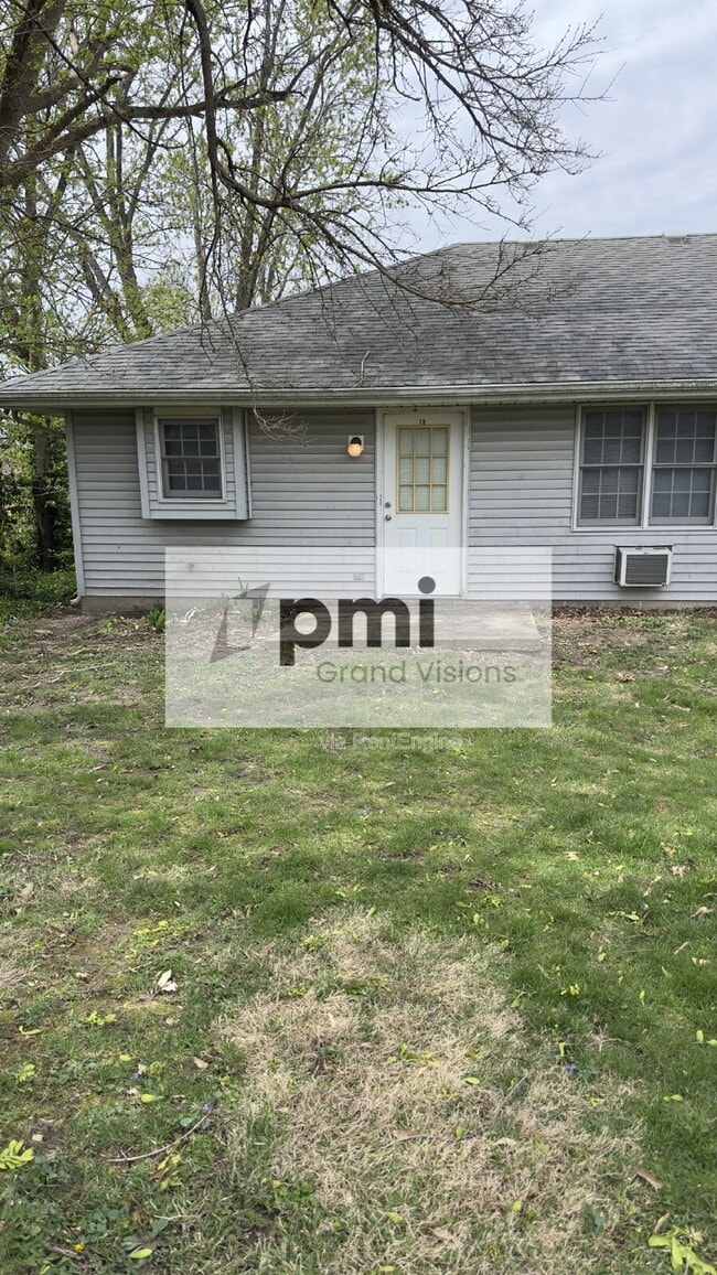 Building Photo - 1305 18th St