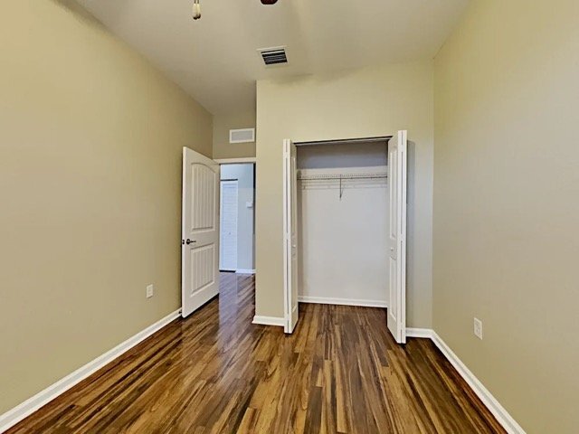 Building Photo - 497 NW 31st Ave