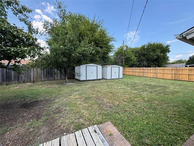 Building Photo - 6609 Oaklawn Dr