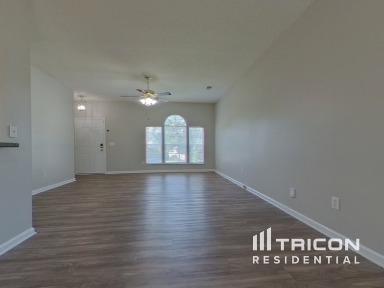 Building Photo - 309 Tendrill Ct