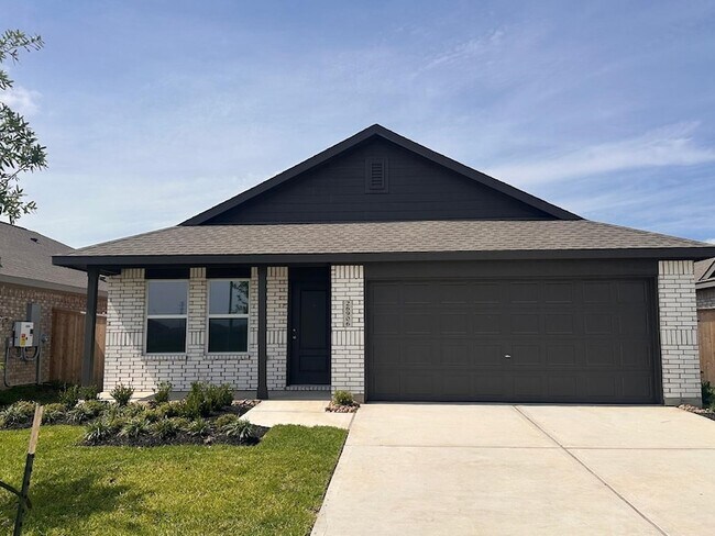 Building Photo - 26906 Rosebay Wds Dr