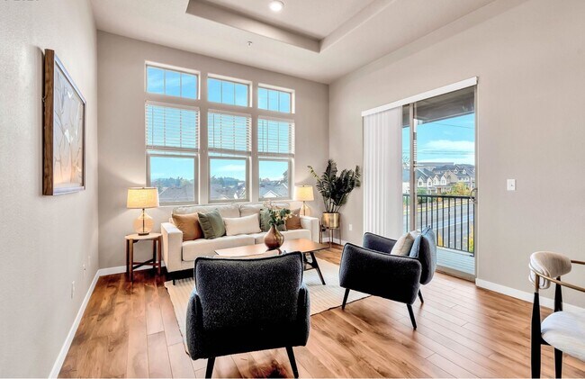 Building Photo - 17181 SW Snowdale St