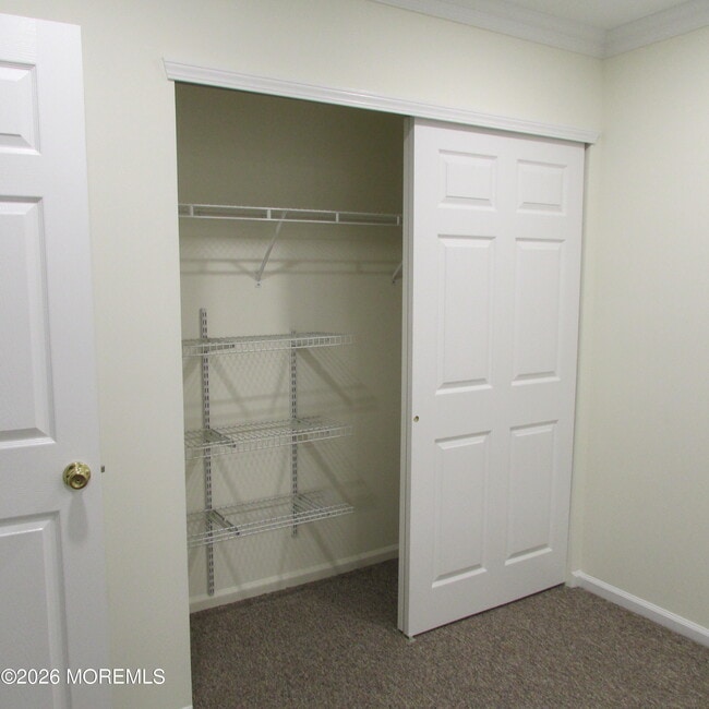 Building Photo - 29 Tall Oaks Ct