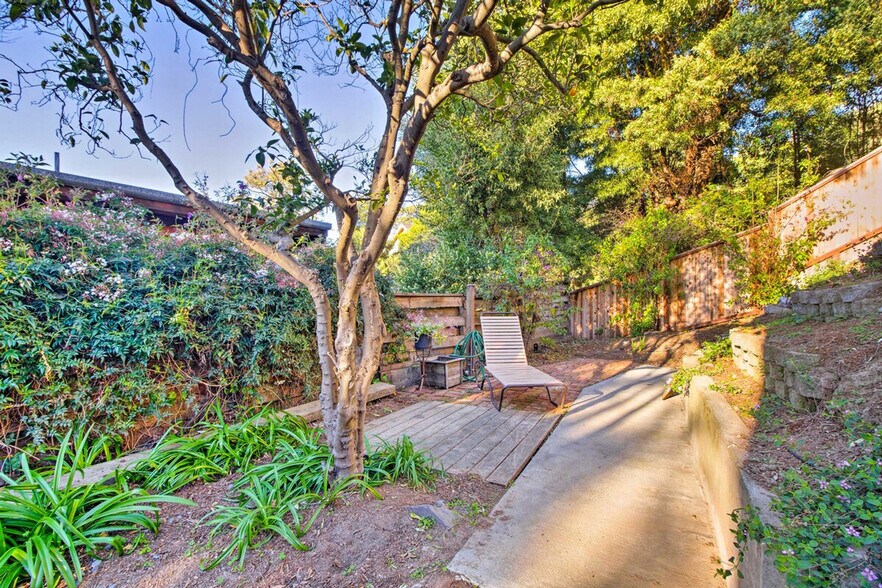 Building Photo - 60 Belvedere Ave