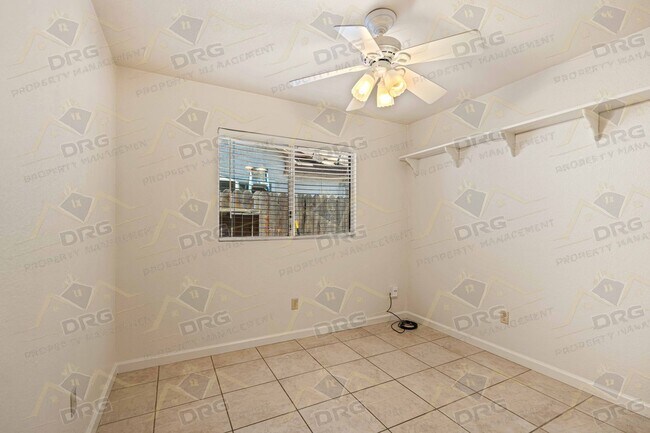 Building Photo - 3524 Hallsboro Ct