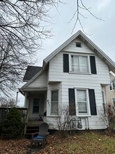 Building Photo - Dewitt St