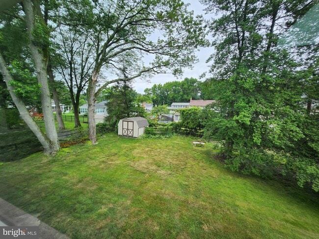 Building Photo - 2622 Boxwood Dr