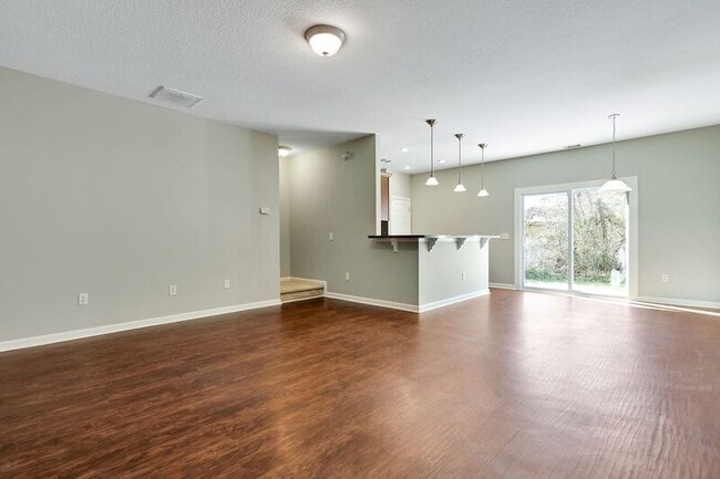 Building Photo - 850 Canyon Oak Loop