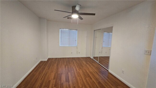 Building Photo - 5256 Paradise Valley Ave