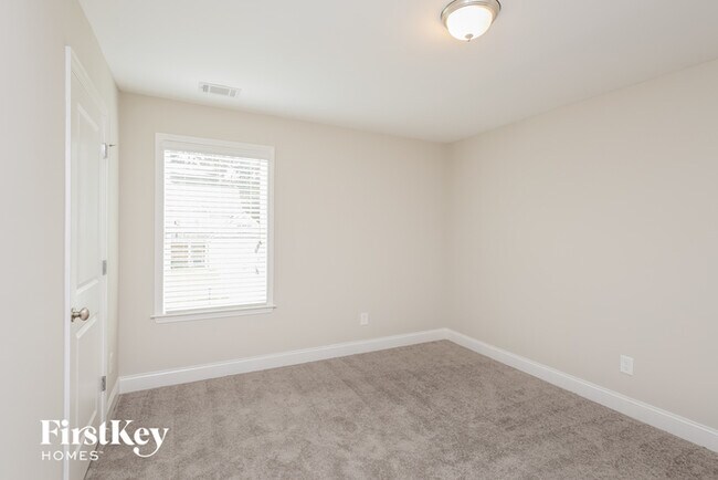 Building Photo - 4309 Yonah Park