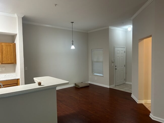 Building Photo - 6087 Maggies Cir