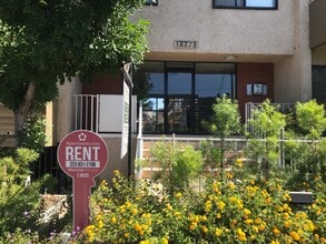 Building Photo - Clear Valley Apartments