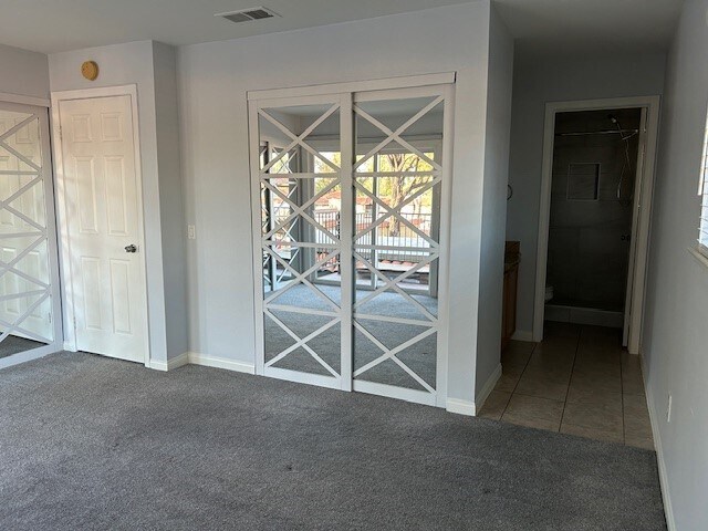Building Photo - 1586 Border Ave