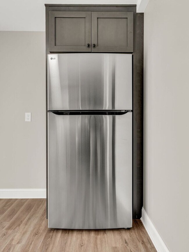 Building Photo - Oak Ridge 37830 - 3 bedroom 2 bath duplex ...