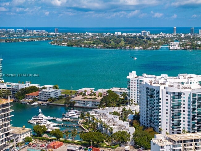 Building Photo - 7918 Harbor Island Dr