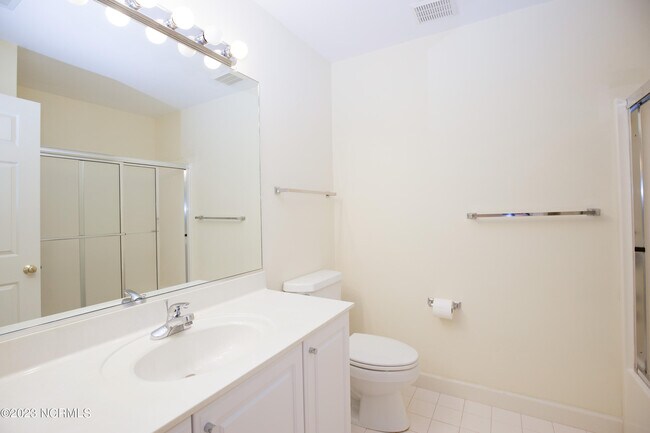 Building Photo - 287 Knoll Rd