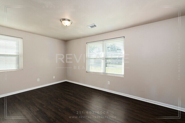 Building Photo - Beautifully Updated 4-Bedroom Home in West Mobile!