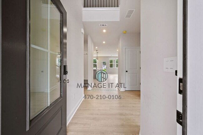 Building Photo - 3112 Ace Blvd