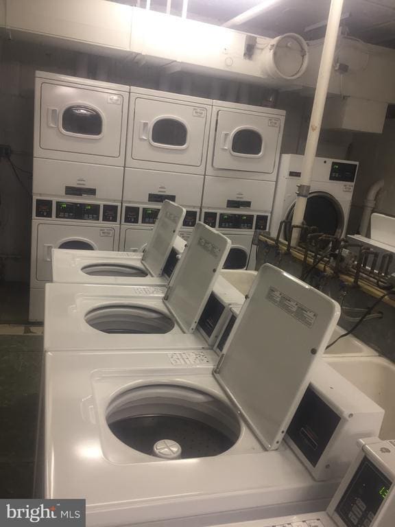 Building Photo - 3051 Idaho Ave NW