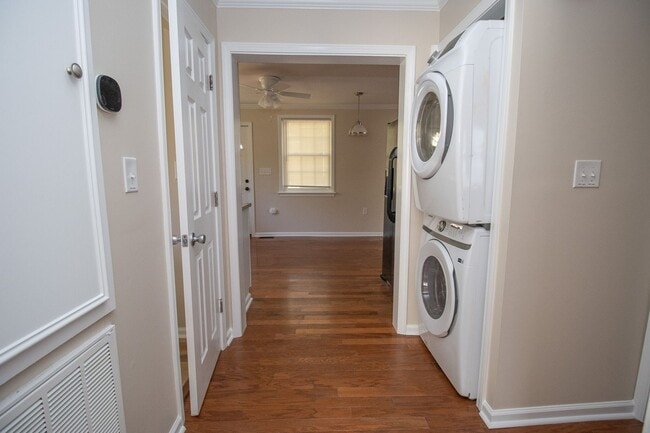 Building Photo - Charming 2-Bed, 1-Bath Home in Forest Acres!