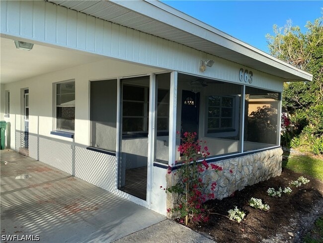 Building Photo - 663 100th Ave N