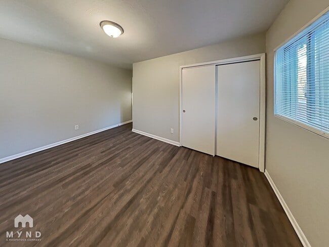Building Photo - 8297 Attleboro Dr