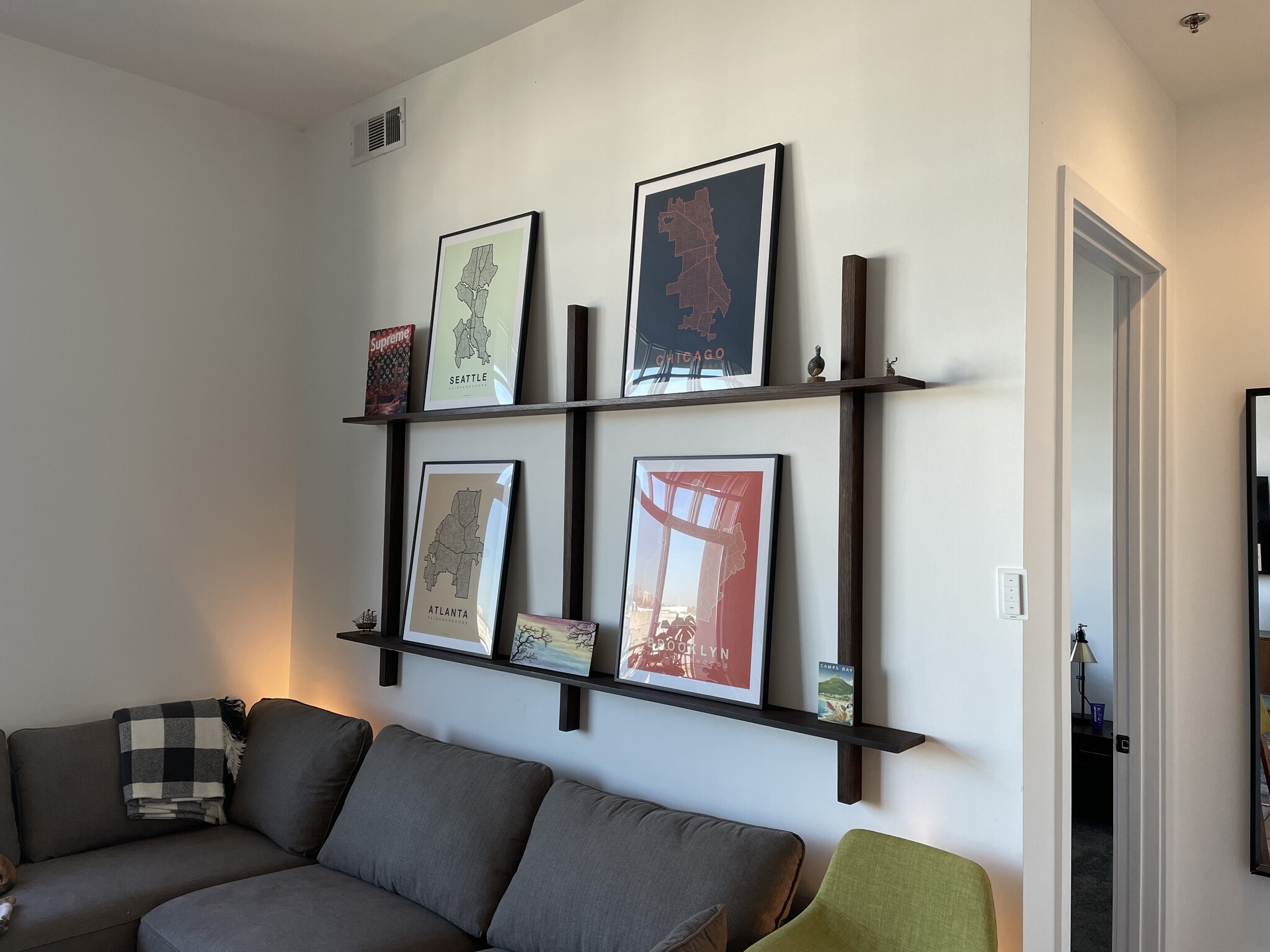 Building Photo - 711 Cosmopolitan Dr NE