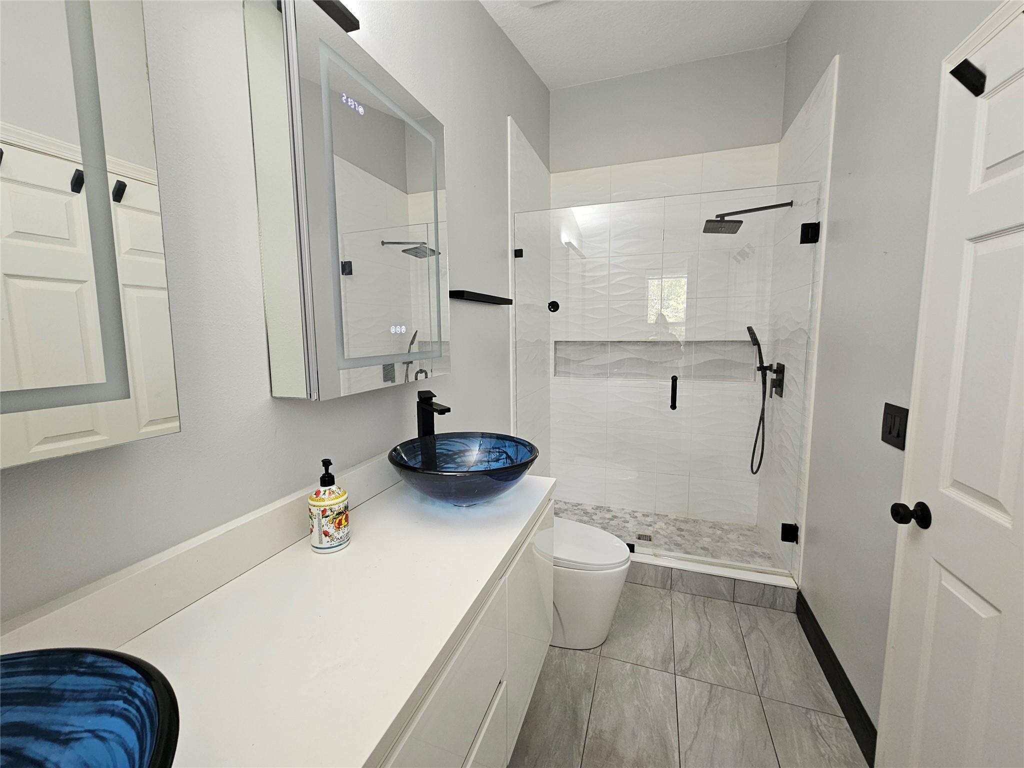 Building Photo - 9749 Porta Leona Ln