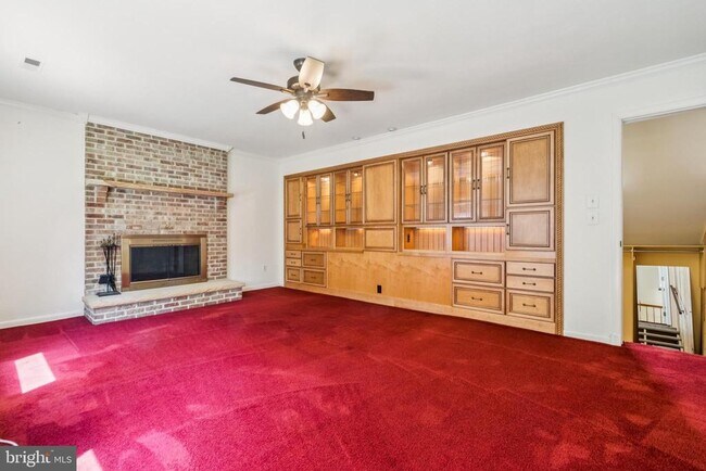 Building Photo - 478 Mountain Rd