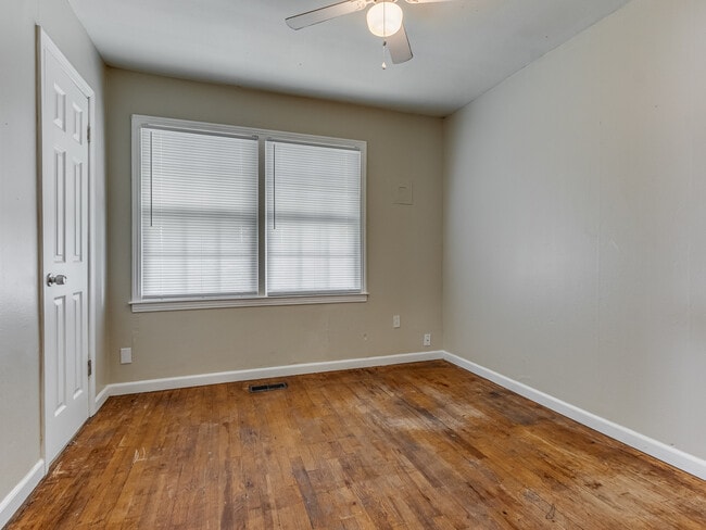 Building Photo - 2609 Mickey Rd