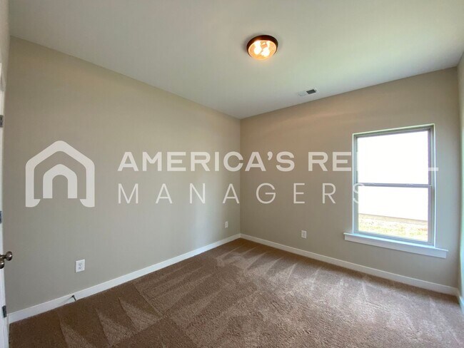 Building Photo - Home for Rent in Cullman, AL…Available to View Now!!!